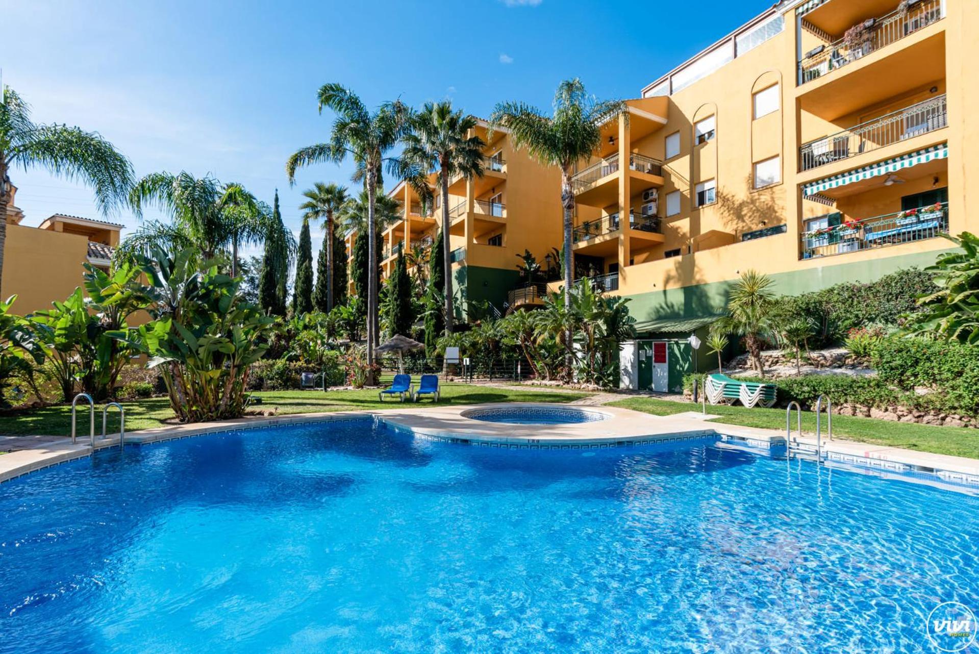 Апартаменты Vivi Homes - Girasol Pool, Golf, View & Terrace Ла-Кала-де-Михас